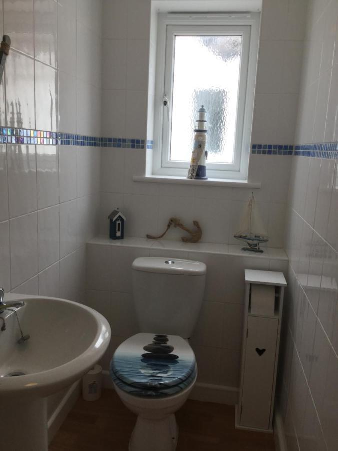 Bed and Breakfast 2 The Palms Saint Hilary  Екстер'єр фото